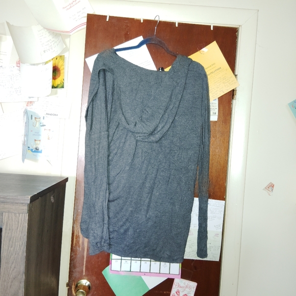 ATHLETA Asymmetrical Hooded Sweatshirt XS - Picture 7 of 8